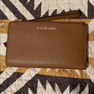 Michael Kors Double Zip Wallet